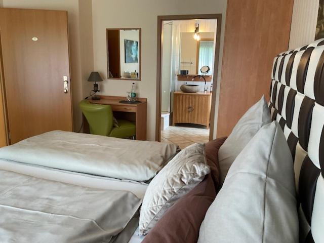 Zu Jeddelohs Lodge Hotel Gladenbach Exteriér fotografie